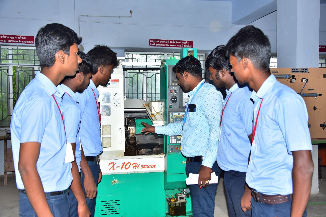 CNC Turning Centre  Photo